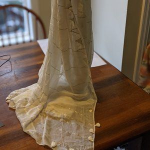 Westwood Scarf - Metallic Trellis